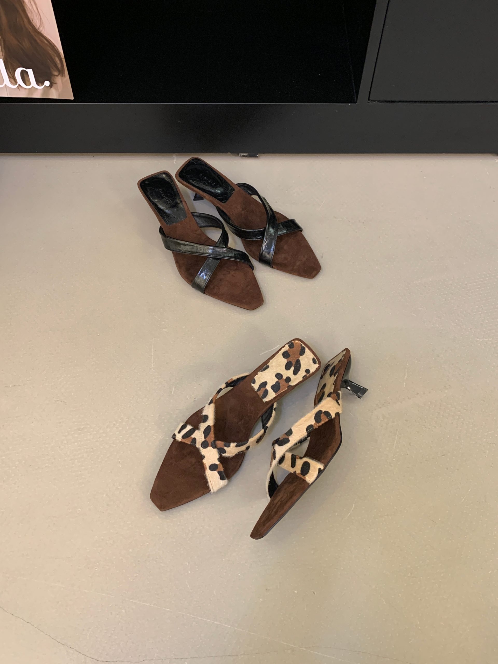 DIAIRIZ Women's Retro Leopard Print Cross Strap Wedge Sandals Summer 2026 Square Toe Open Toe Suede Low Heel Slippers - Image 2