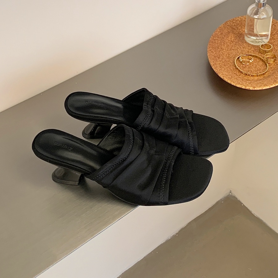 Korean Style Square Toe Flat Heel Slippers for Women 2026 Summer New Design Elegant French Sandals - Image 3